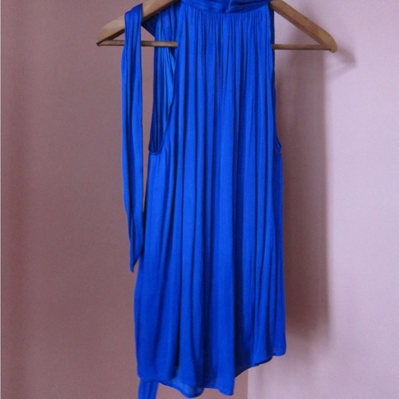 Silky Blue Blouse - Picture 2 of 8